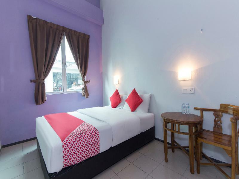 ไอโฮม บูติก โฮเทล Hotel เซอรีเคมบางัน ภายนอก รูปภาพ